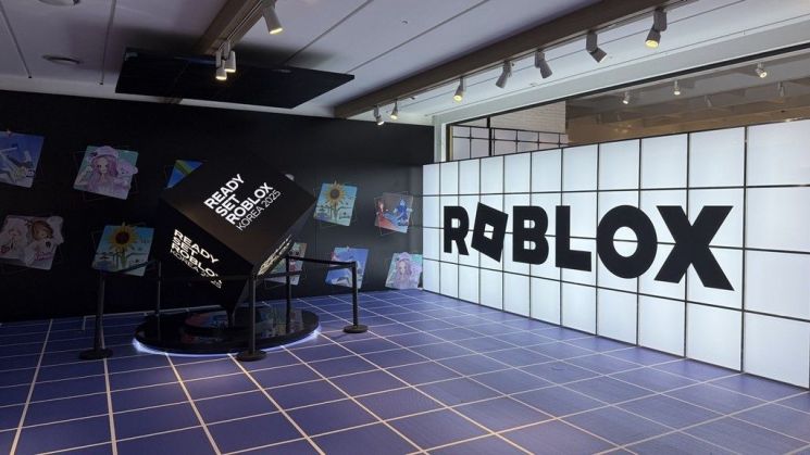 현대백화점 판교점 로블록스 팝업스토어. 현대백화점 제공