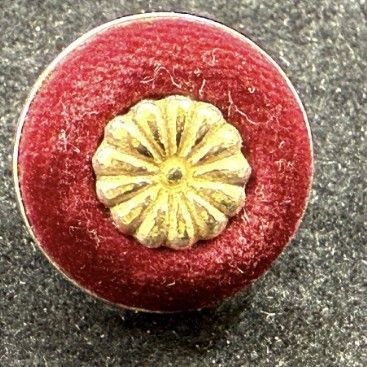 일본 지방 의회용 금배지. 일본 야후 옥션 캡처