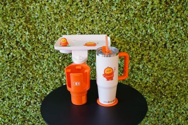 티티 멀티컵홑더 및 텀블러. E1