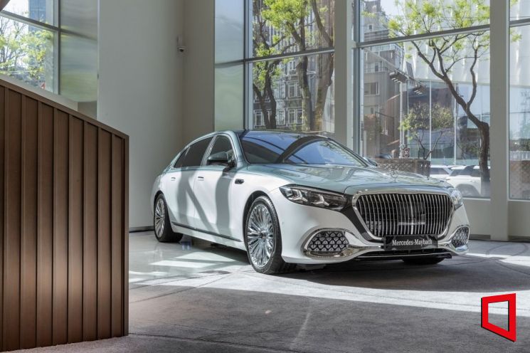 '더 뉴 메르세데스-마이바흐 S-클래스'. 메르세데스-벤츠 코리아