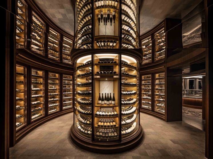 한화호텔앤드리조트 외식 전문 자회사 한화푸드테크가 24일 서울 광화문에 파인다이닝 플랫폼 '더 플라자 다이닝(THE PLAZA DINING)'을 선보인다. 한화푸드테크 제공