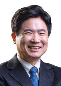 Kim Daejung, prospective candidate for Superintendent of the Jeonnam Gwangju Integrated Special City Education Office