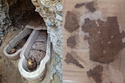 이집트의 한 묘지에서 발견된 미라 두 구(왼쪽)와 미라의 몸에서 나온 ‘일리아스’ 사본. 이집트 관광유적부이그나시 자비에르 아디에고 교수