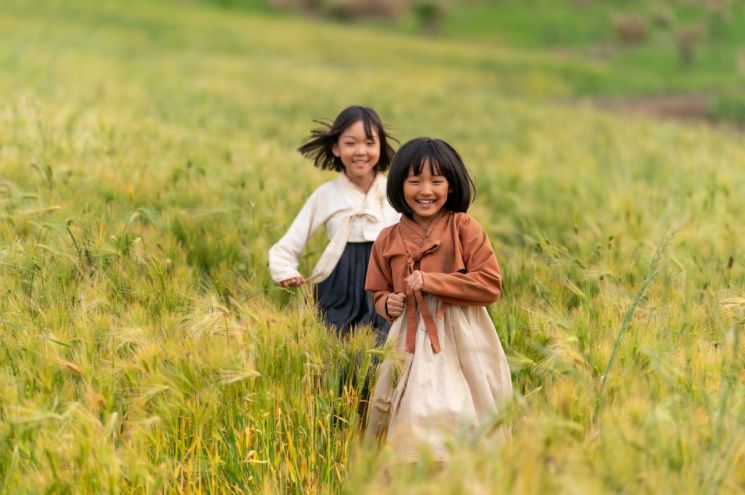 영화 '내 이름은' 스틸 컷.