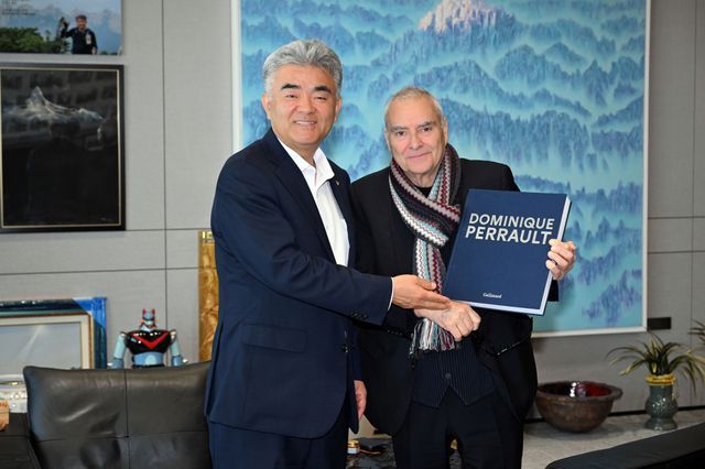 중흥 동일인으로 신규 지정된 정원주 대우건설 회장(왼쪽). 연합뉴스.