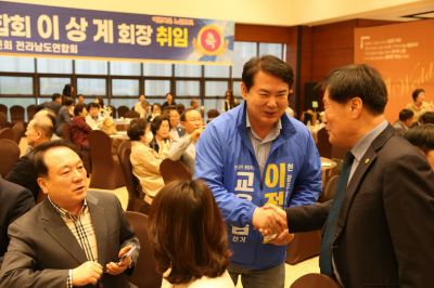 이정선 전남·광주 통합교육감 예비후보가 10여일 동안 진행한 '교육현장 희망배달' 1차 정책투어를 무안에서 마무리했다. 이정선 후보 제공