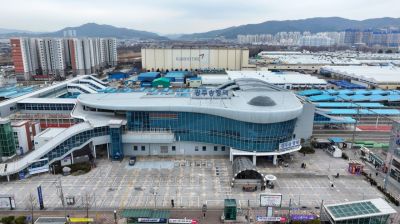 Exterior view of Gwangju Songjeong Station.