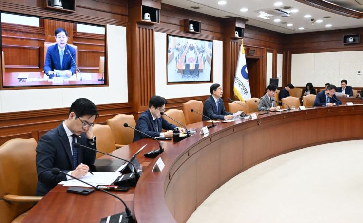 정부, 구조개혁 과제 등 담은 하반기 경제성장전략 6월 발표(종합) 