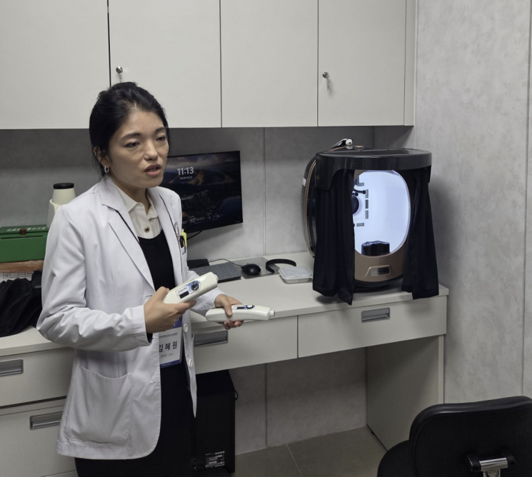 18일 서울 영등포구 한림대학교강남성심병원 난치성가려움증센터에서 김혜원 난치성가려움증센터장이 발언하고 있다. 곽민재 기자
