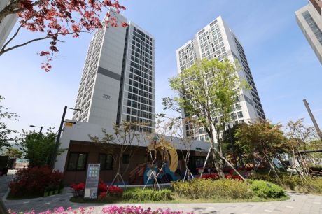 선운희망타운 2단지 어린이집. 광산구는 현재 운영되고 있지 않은 이 어린이집에 지역맞춤형 통합 돌봄의 거점이 될 중간집을 구축할 계획이다. 광산구 제공
