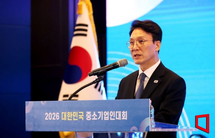 19일 중기중앙회 KBIZ홀에서 '2026 대한민국 중소기업인대회'에서 김민석 국무총리가 격려말씀을 하고 있다. 중기중앙회