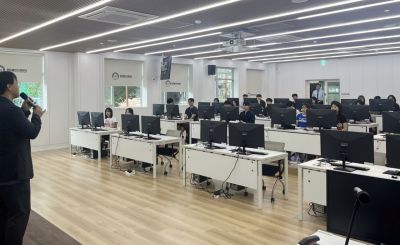 목포대 화합물반도체센터는 글로벌 반도체 패키징 전문기업 앰코테크놀로지코리아에 총 13명이 최종 합격했다. 목포대 제공