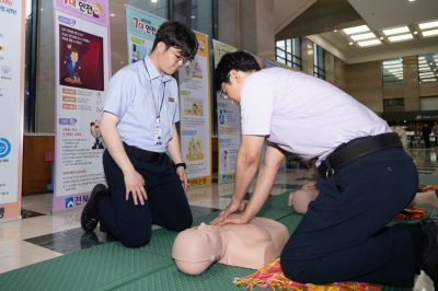 "심폐소생술, 직접 배워요"…전북은행 본점에 안전체험 공간 마련