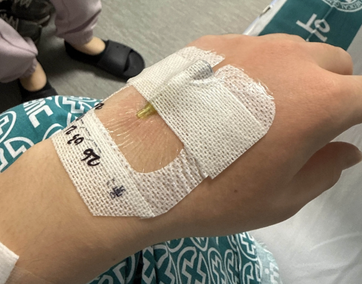 횡문근융해증 치료를 받는 병사 모습. 연합뉴스