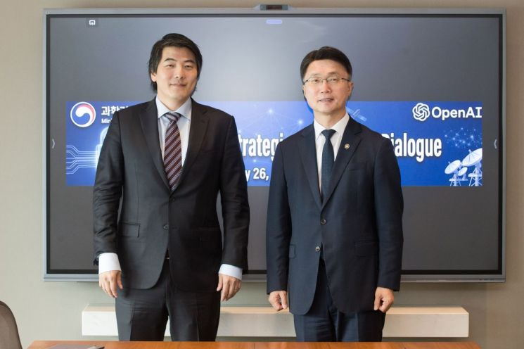 韓, 오픈AI GTAC 전세계 세번째 참여국…AI 보안 맞손(종합)