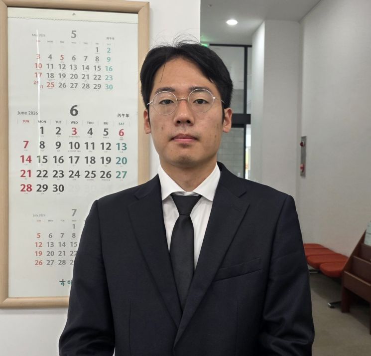 https://cphoto.asiae.co.kr/listimglink/1/2026060215022885590_1780380148.jpg