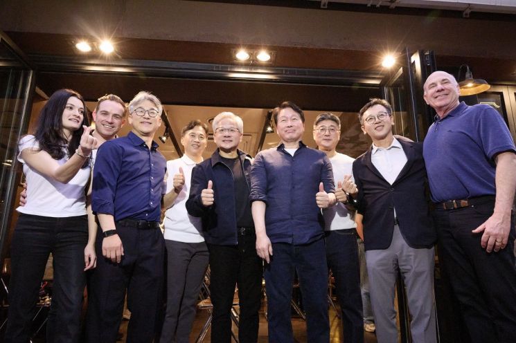SKT, 엔비디아와 AI 인프라 동맹…"대표 AI 클라우드 사업자 목표"