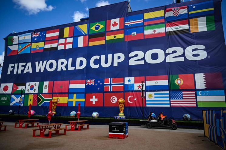 2026 북중미 월드컵은 미국, 멕시코, 캐나다가 공동 개최한다. 이에 따라 개최국별 개막 행사도 이어질 예정이다. AFP연합뉴스