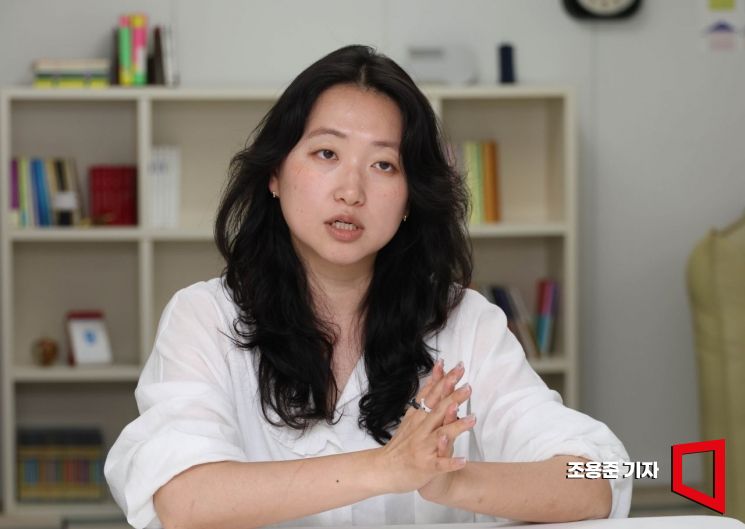조아란 민음사 마케팅 부장이 서울 강남구 강남출판문화센터에서 아시아경제와 인터뷰 하고 있다. 조용준 기자