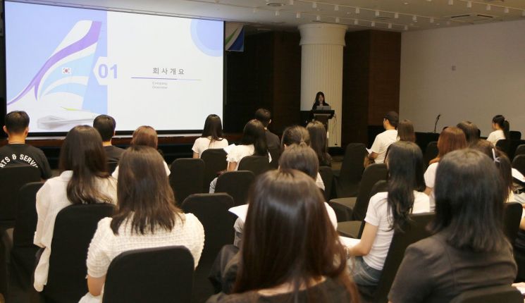 에어부산, 지역 청년과 항공산업 잇는 ‘드림멘토’ 운영