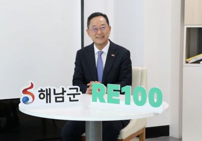 명현관 해남군수가 해남 역사상 최초의 '3선 군수'로 선출해 준 군민들에게 감사의 뜻을 전했다. [사진=이준경 기자]