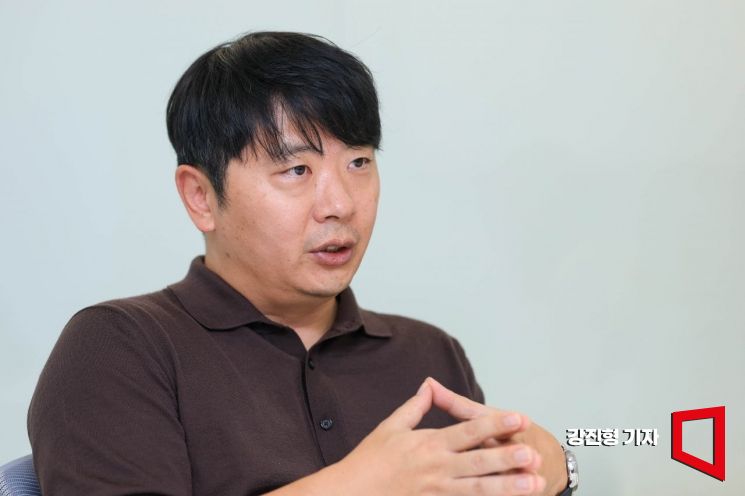 [AI혁명](204)삼성전자·바이두 출신이 만든 맞춤형 AX 지원 기업...레드... - 뉴스 썸네일 이미지