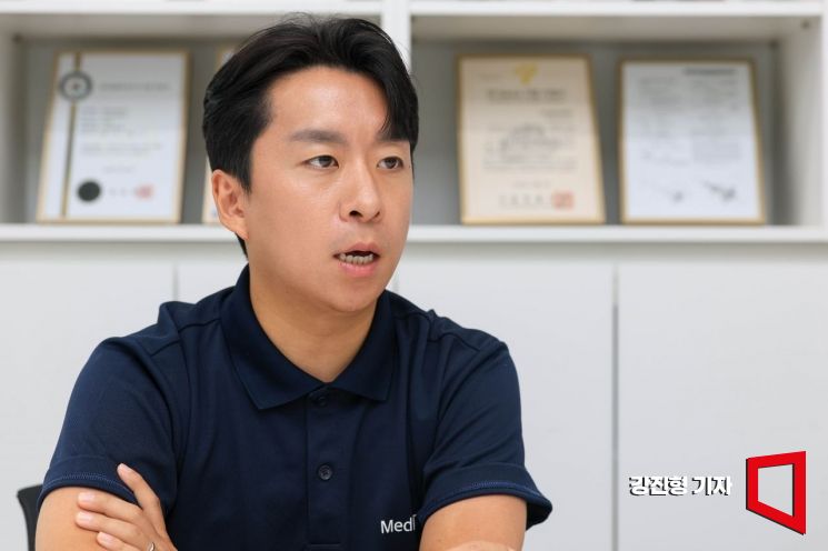 김명준 메디인테크 부대표가 23일 서울 종로구 메디인테크에서 아시아경제와 인터뷰 하고 있다. 강진형 기자