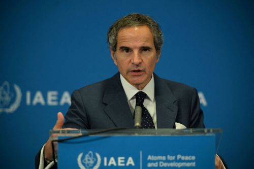 라파엘 그로시 국제원자력기구(IAEA) 사무총장이 지난 5일(현지시간) 오스트리아 빈 본부에서 기자회견을 갖고 있다. 로이터연합뉴스