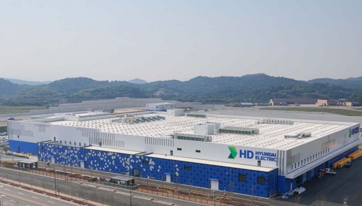 A view of the distribution campus in Cheongju, Chungbuk. HD Hyundai Electric