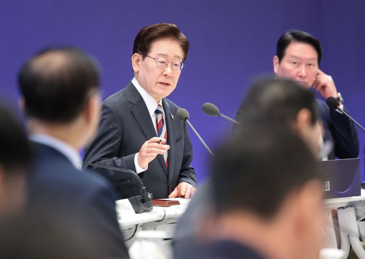 President Lee Jae-myung is speaking at the National Report Meeting on the Three Major Mega Projects held at the Blue House on June 29, 2026. Photo by Yonhap News