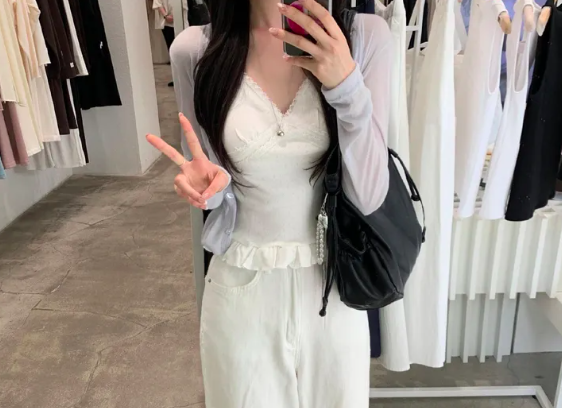 여름 가디건 제품. 루앤메리 쇼핑몰 캡처