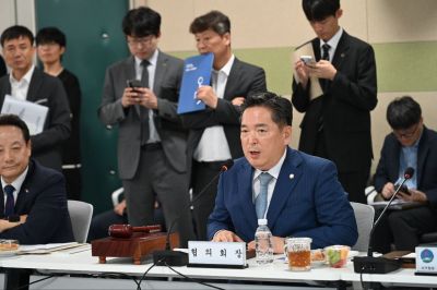 전남광주통합특별시 시장·군수·구청장 협의회 초대 회장으로 선출된 김병내 남구청장이 당선 소감을 말하고 있다. 독자 제공