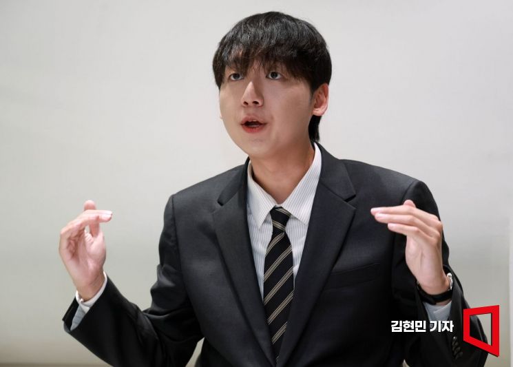 더불어민주당 최고위원에 출마한 정민철 정책위원회 부의장이 서울 여의도에서 아시아경제와 만나 인터뷰하고 있다. 2026.7.10 김현민 기자