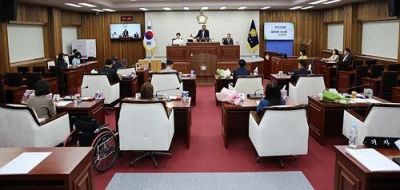 전반기 의장단이 꾸려진 제 10대 무안군의회. 무안군 제공