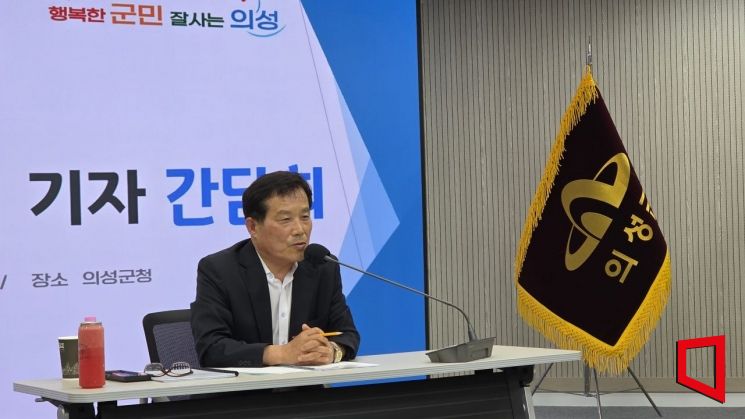 https://cphoto.asiae.co.kr/listimglink/1/2026071515420447376_1784097724.jpg