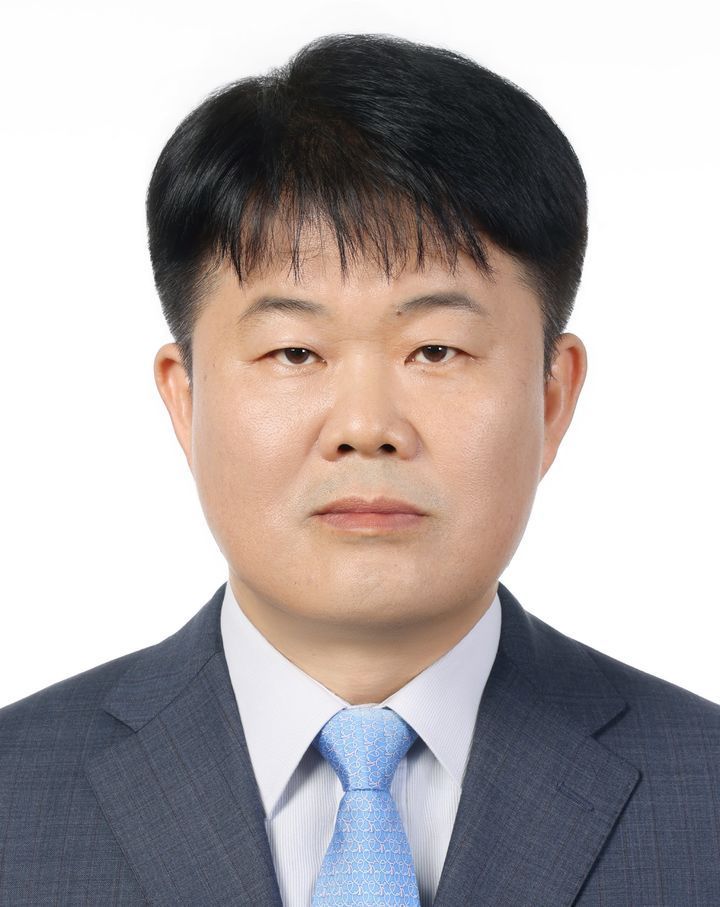 제9기 국가도서관위원회 출범...김기영 연세대 교수 위원장 - 뉴스 썸네일 이미지