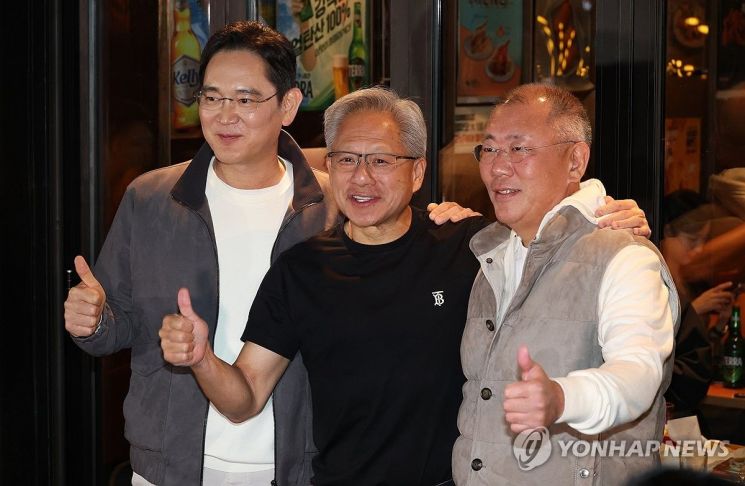 Jay Y. Lee, Chey Tae-won, Euisun Chung, and Lee Hae-jin to Meet for AI Summit in the U.S., Expanding Beyond "Kkanbu" Collaborations