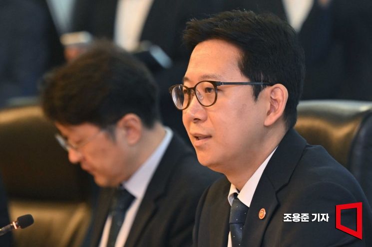 배경훈 부총리 겸 과학기술정보통신부 장관이 한 행사에서 발언하고 있다. 조용준 기자