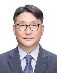 홍선기 도서문화연구원 신임 원장.