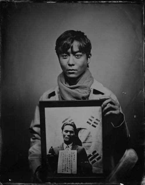 배우 윤주빈은 매헌 윤봉길 의사의 종손이다. 윤봉길 의사는 1932년 중국 상하이 훙커우 공원에서 의거를 일으켜 대한민국의 독립 의지를 국제사회에 알린 대표적인 독립운동가다. KBS