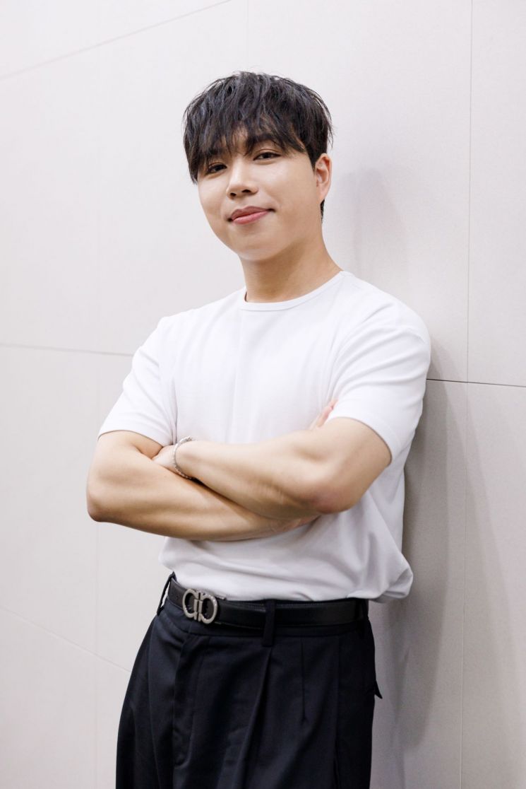 19일 서울 여의도에서 진행된 '피의 게임X' 인터뷰에서 이태균이 포즈를 취하고 있다. 웨이브 제공