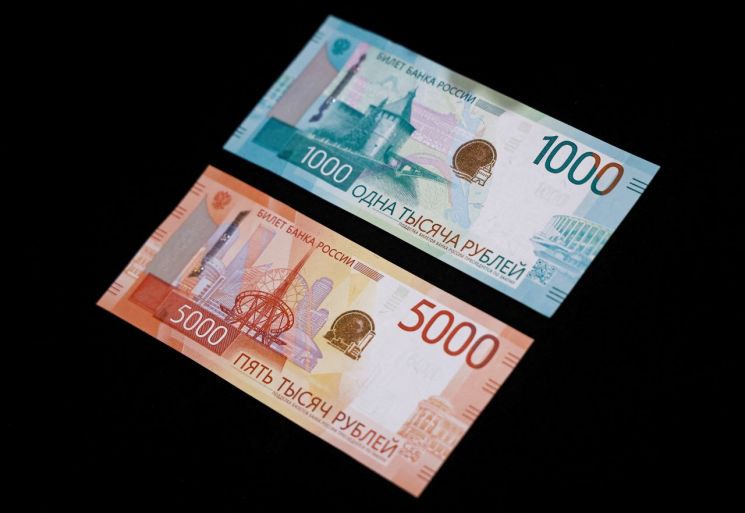 Image of Russian ruble currency to aid article understanding. Photo by Reuters Yonhap News