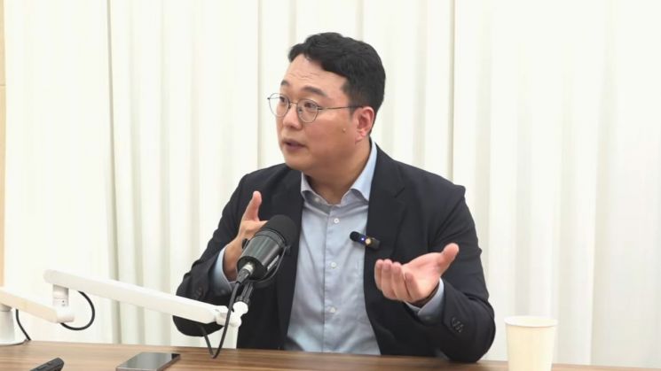 천하람 의원은 "호르무즈에 파병하는 것은 신중해야 하며 미국에 약속한 투자를 빨리 집행하는 것이 중요하다"고 강조했다.