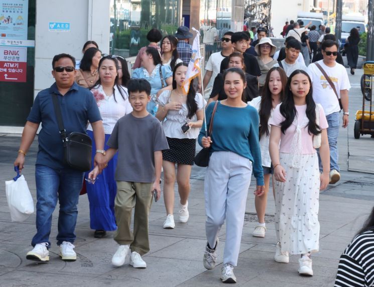 209만명 사상 최대…대만 약진에 방한 관광 '큰손 지도' 바뀌었다
