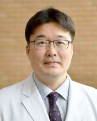 화순전남대학교병원 신경외과 문경섭 교수.