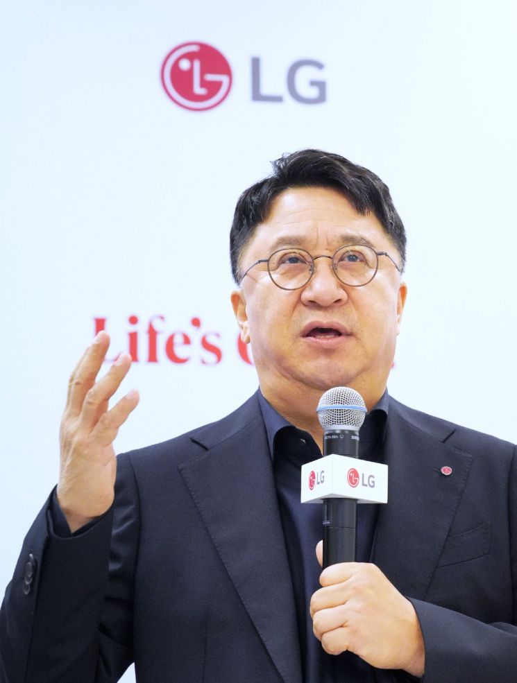 백승태 LG전자 생활가전솔루션(HS)사업본부장은 5일(현지시간) 'IFA 2026'이 진행 중인 독일 베를린에서 기자간담회를 열고 발언하고 있다. LG전자.