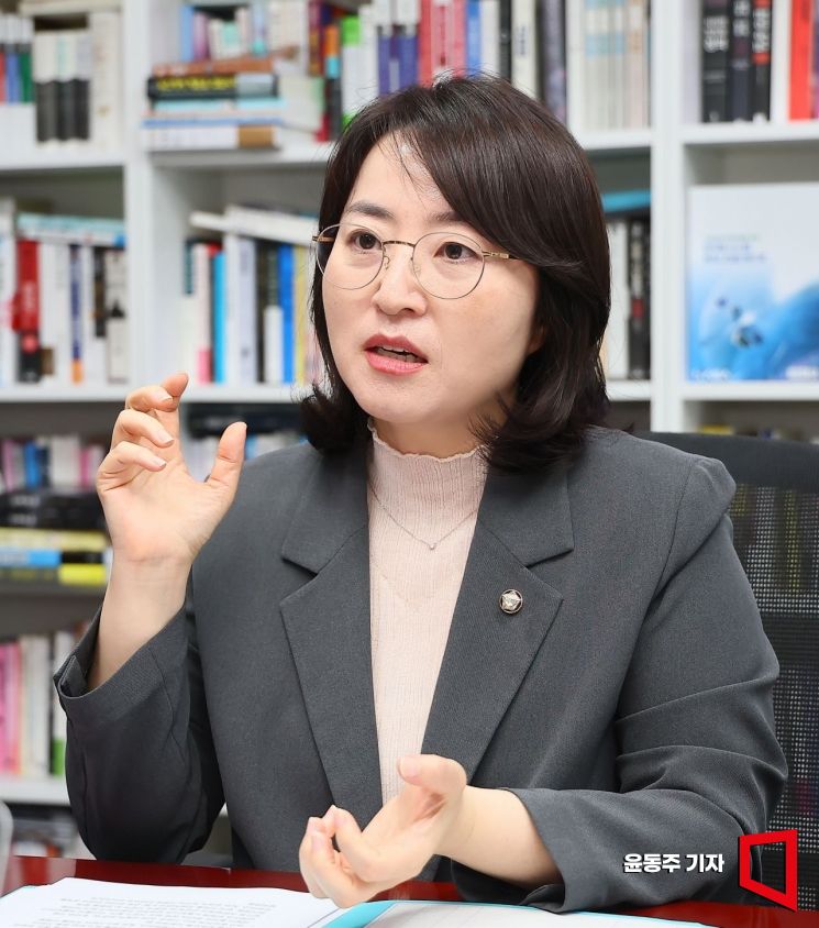 이주희 더불어민주당 의원. 윤동주 기자