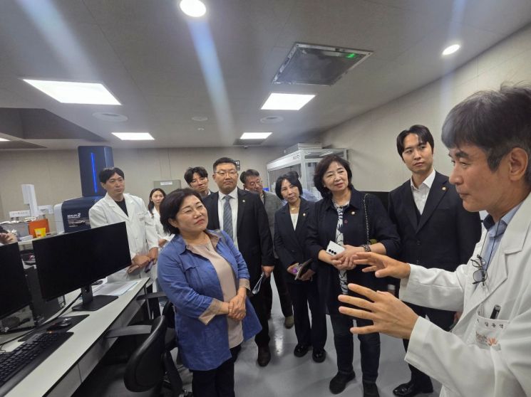 고양시의회 환경경제위, 동국대 AI·첨단 연구시설 현장 점검