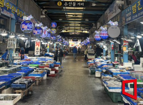 지난해 4월 2일 오전 광주 남광주시장 안 골목. 송보현 기자