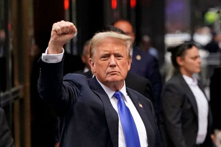 "US Democrats to Immediately Target Trump Corruption Allegations if They Win Back the House"